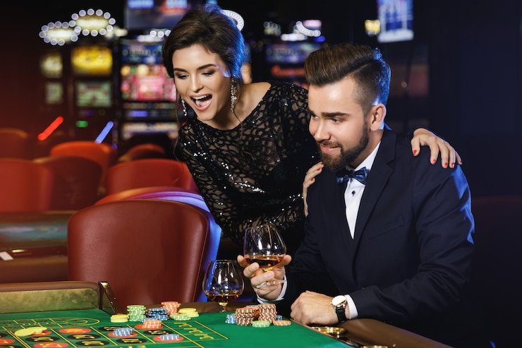 Antarmuka drag-and-drop Capsa Banting di slot viral untuk menyusun kartu